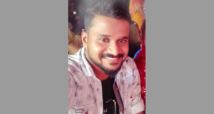 ചാലിയാറിലെ കുത്തൊഴുക്ക്: മരം പിടിക്കാന്‍ ശ്രമിക്കുന്നതിനിടയില്‍ യുവാവിനെ പുഴയില്‍ കാണാതായി; തിരച്ചില്‍ തുടരുന്നു